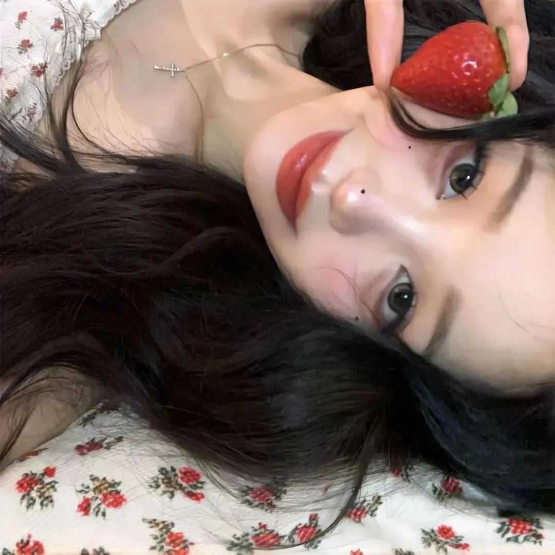 孤儿历险记封面