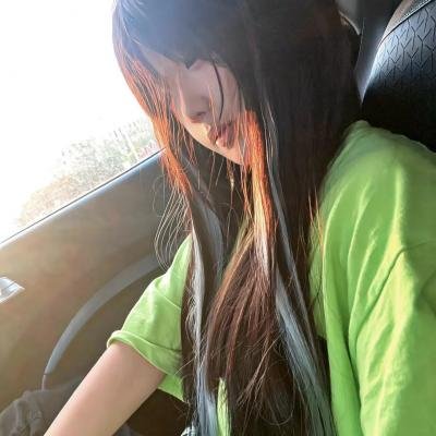 鸟姐妹的反差生活第三季封面